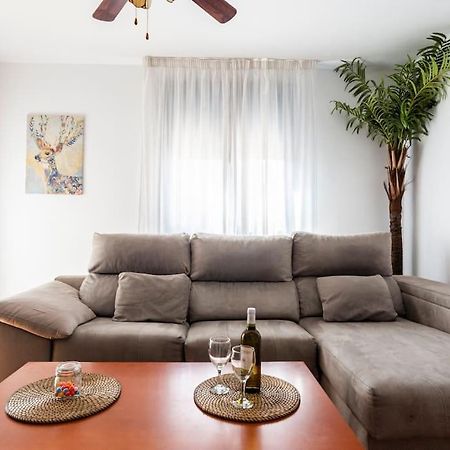 Ayala Beach Apartment Малага Екстер'єр фото