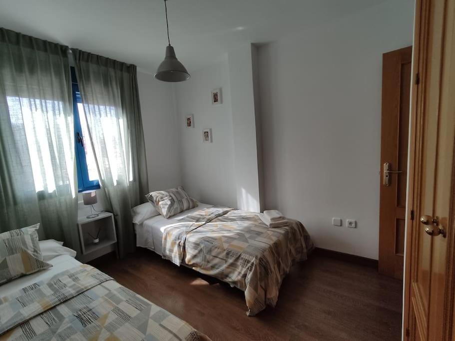 Ayala Beach Apartment Малага Екстер'єр фото