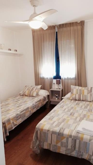 Ayala Beach Apartment Малага Екстер'єр фото